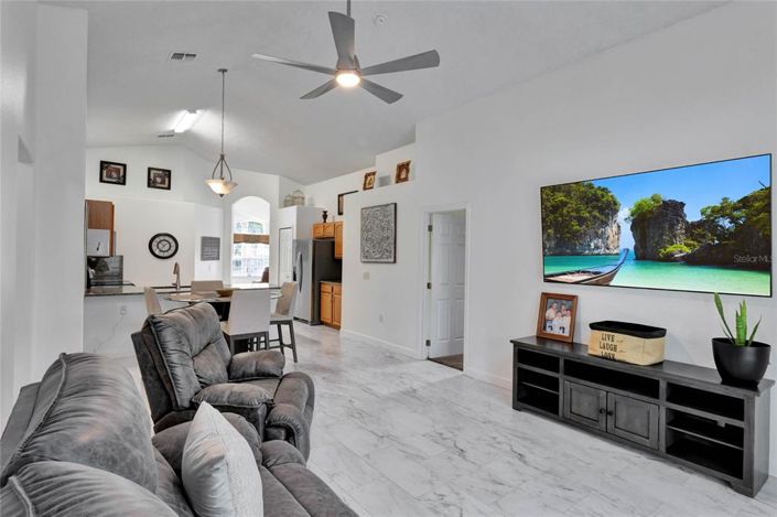 Image No.17-4 Bed Property for sale