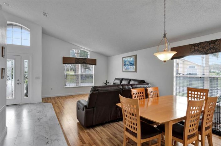 Image No.5-4 Bed Property for sale