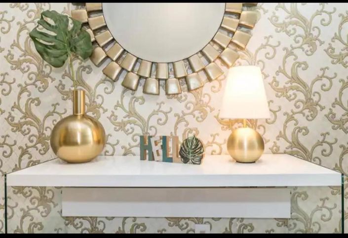 Image No.3-6 Bed Property for sale