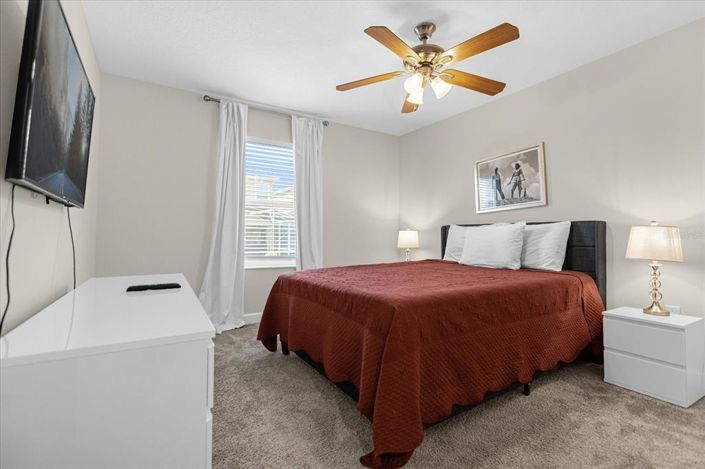 Image No.15-4 Bed Townhouse for sale