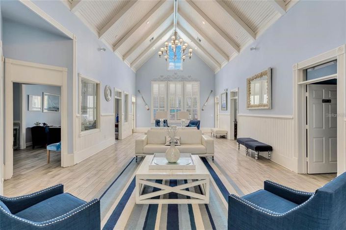 Image No.12-3 Bed Property for sale