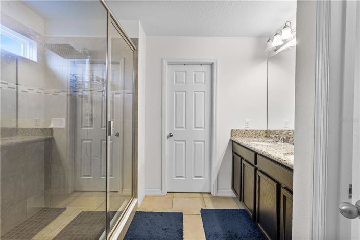 Image No.19-4 Bed Property for sale