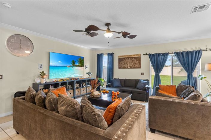 Image No.6-4 Bed Property for sale