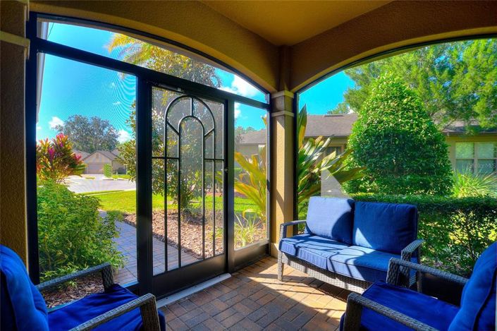 Image No.13-3 Bed Property for sale