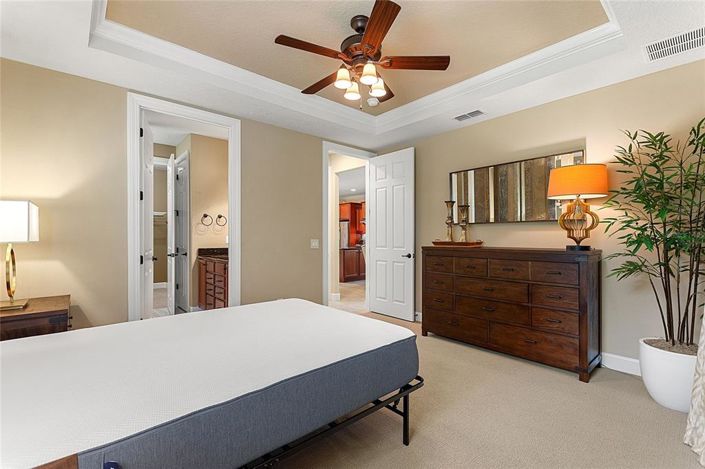 Image No.33-3 Bed Property for sale