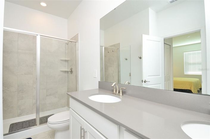 Image No.15-4 Bed Property for sale