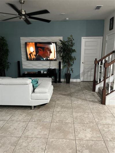 Image No.24-5 Bed Property for sale