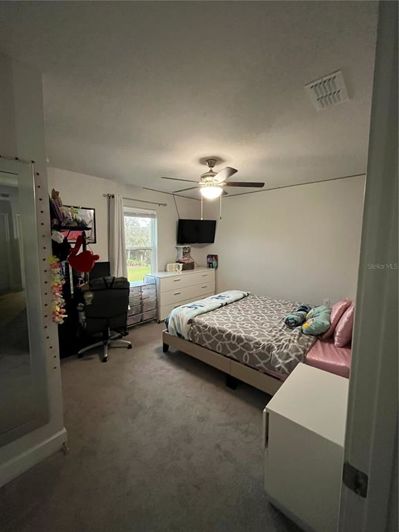 Image No.50-5 Bed Property for sale