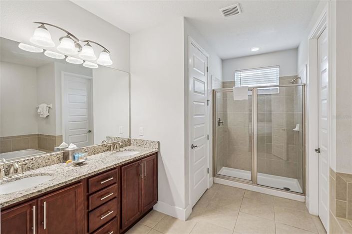 Image No.15-5 Bed Property for sale