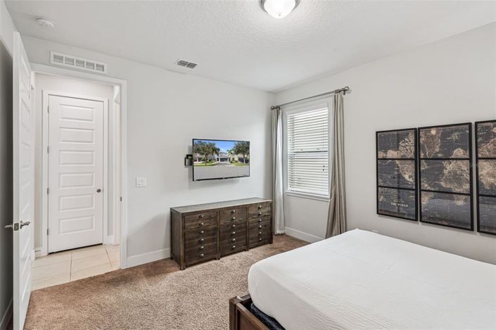 Image No.21-5 Bed Property for sale