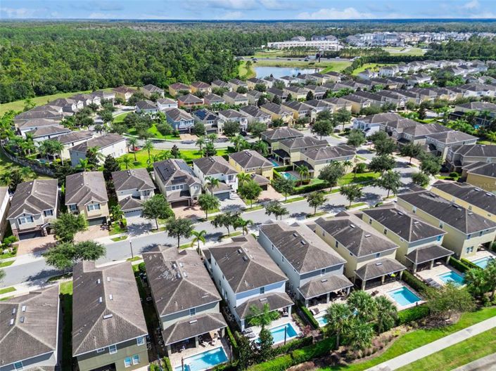 Image No.40-5 Bed Property for sale