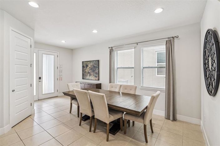 Image No.7-5 Bed Property for sale