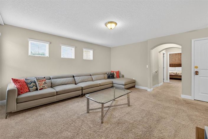 Image No.33-5 Bed Property for sale