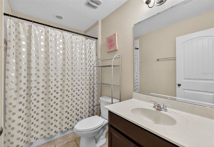 Image No.41-5 Bed Property for sale