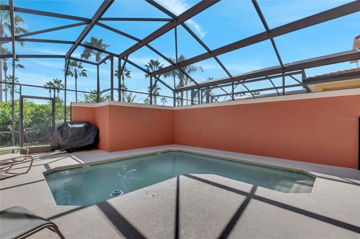 Image No.30-4 Bed Townhouse for sale