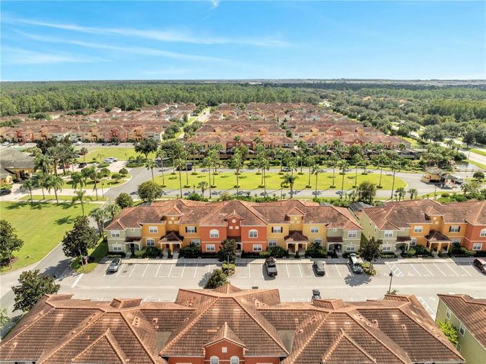 Image No.4-4 Bed Townhouse for sale