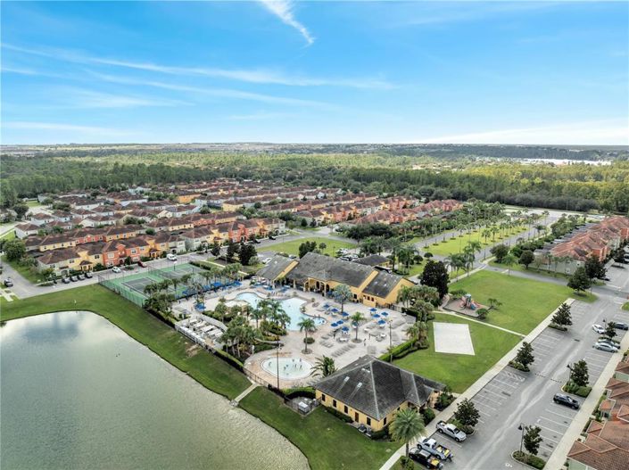 Image No.56-4 Bed Townhouse for sale