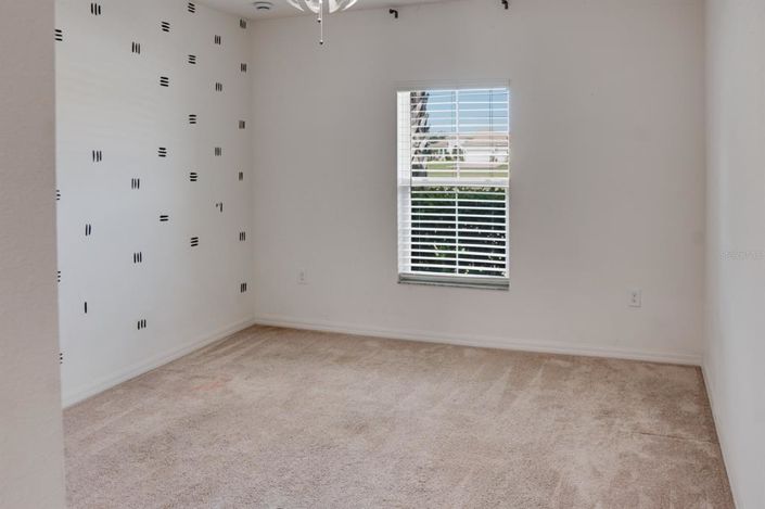 Image No.22-4 Bed Property for sale