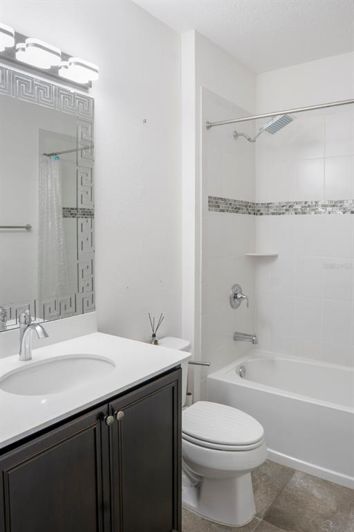 Image No.24-4 Bed Property for sale