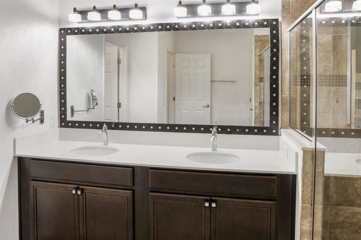 Image No.29-4 Bed Property for sale