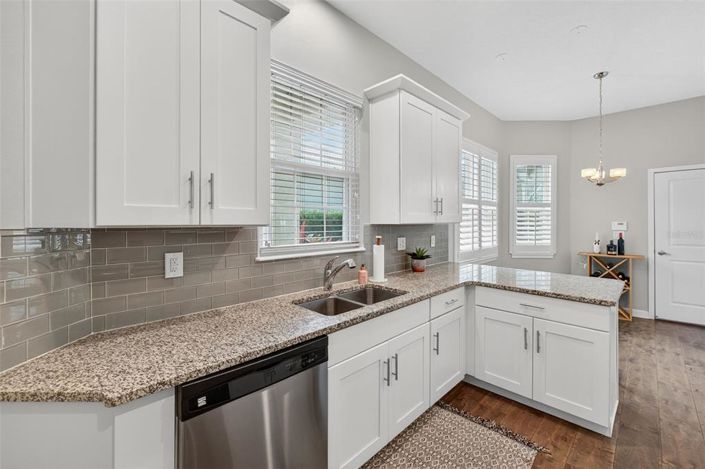 Image No.25-3 Bed Property for sale