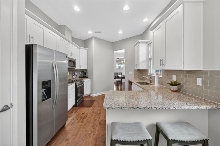 Image No.28-3 Bed Property for sale