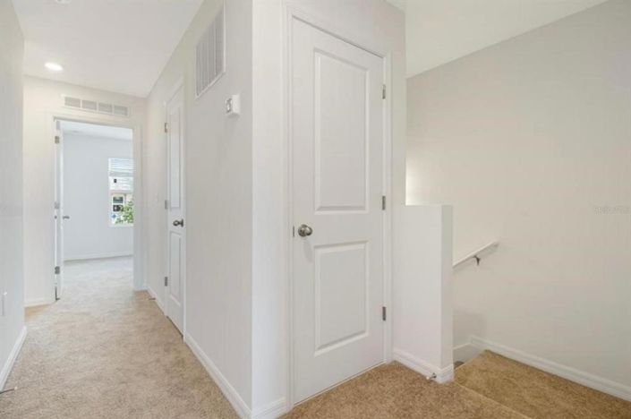 Image No.11-3 Bed Townhouse for sale