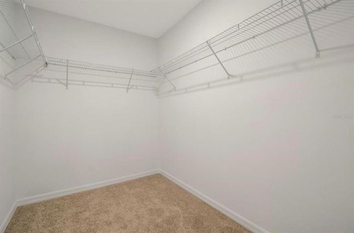 Image No.15-3 Bed Townhouse for sale