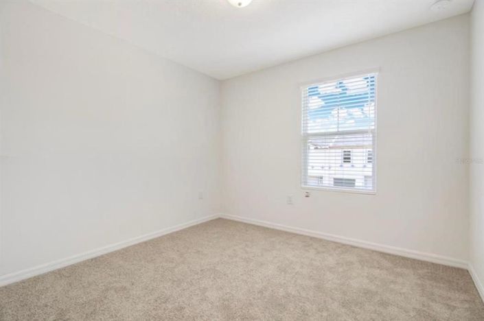 Image No.19-3 Bed Townhouse for sale