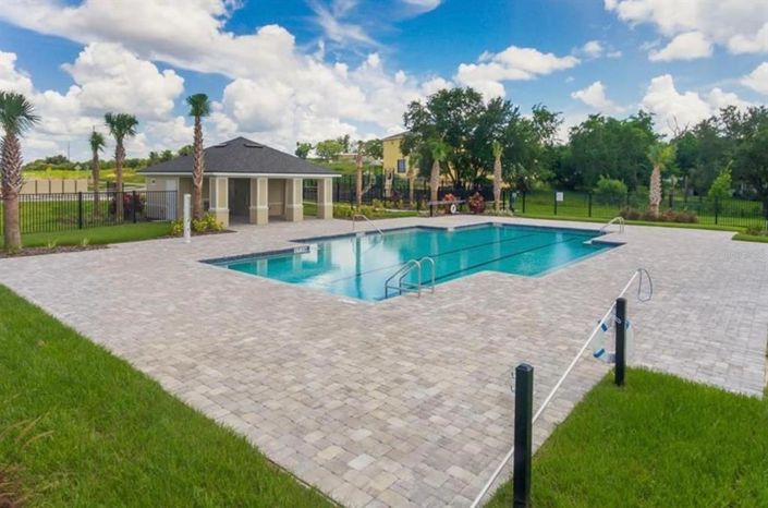 Image No.25-3 Bed Townhouse for sale