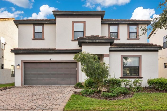 Image No.1-4 Bed Property for sale