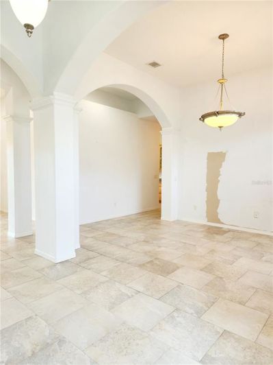 Image No.17-4 Bed Property for sale