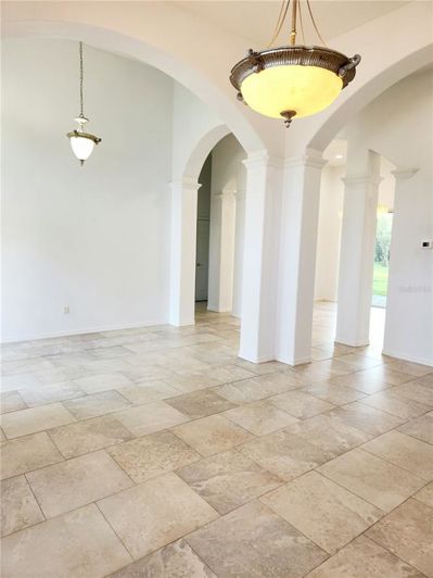 Image No.18-4 Bed Property for sale