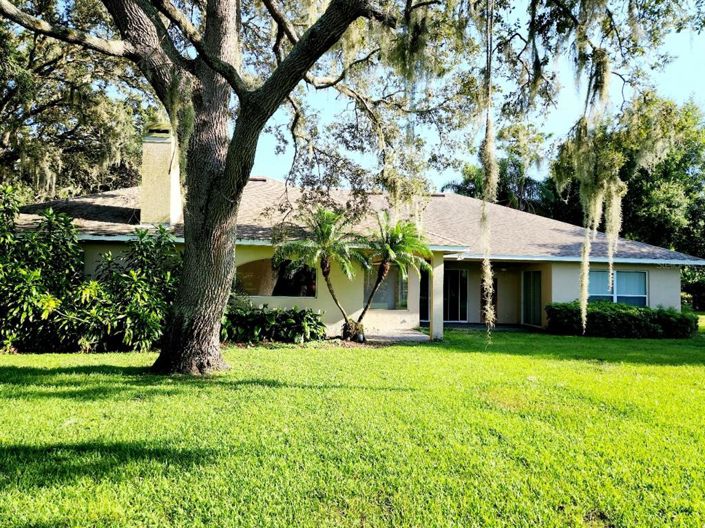 Image No.4-4 Bed Property for sale