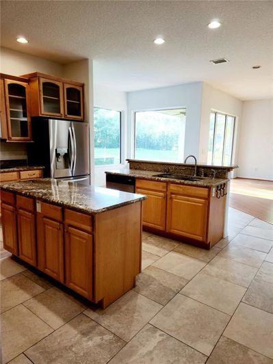 Image No.47-4 Bed Property for sale