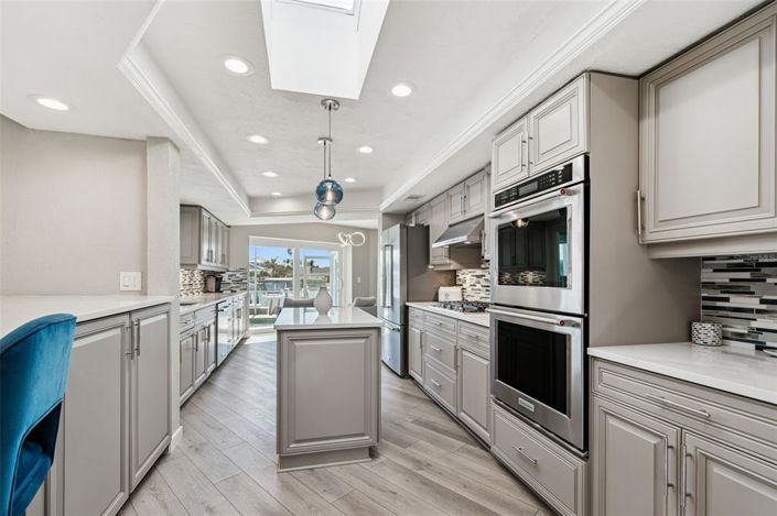 Image No.11-3 Bed Property for sale