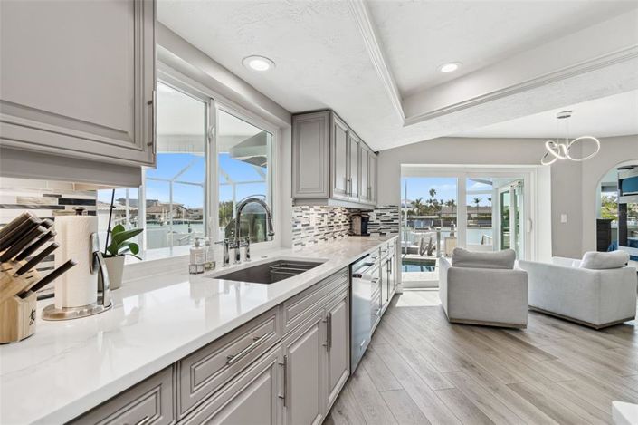 Image No.13-3 Bed Property for sale