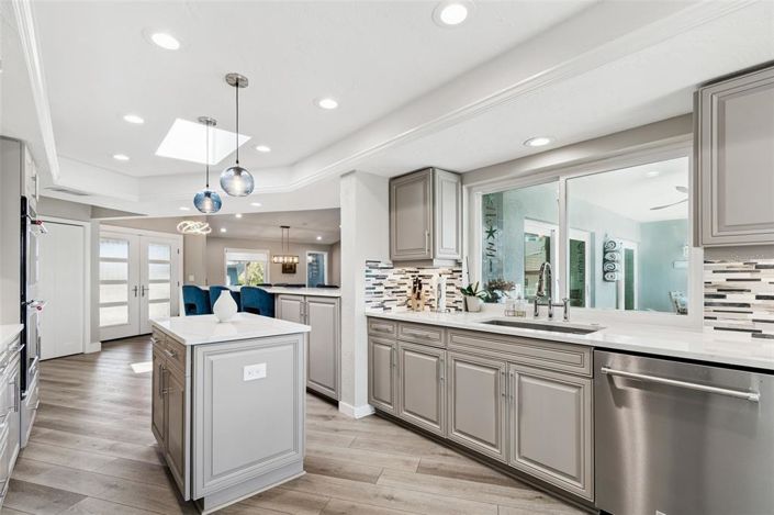 Image No.14-3 Bed Property for sale