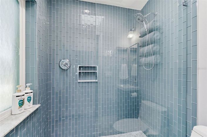 Image No.24-3 Bed Property for sale