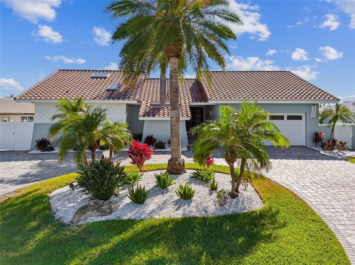 Image No.30-3 Bed Property for sale