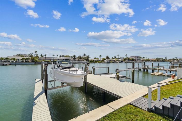 Image No.39-3 Bed Property for sale