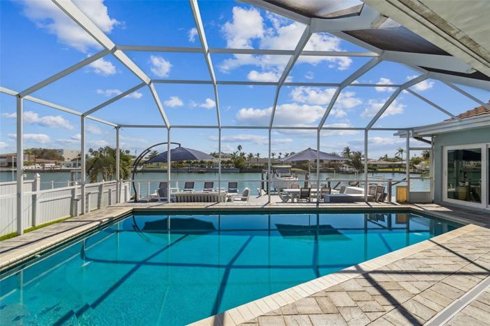 Image No.4-3 Bed Property for sale