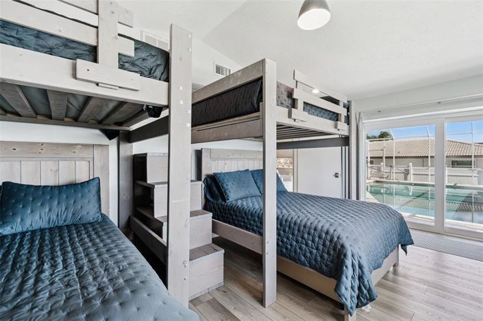 Image No.52-3 Bed Property for sale