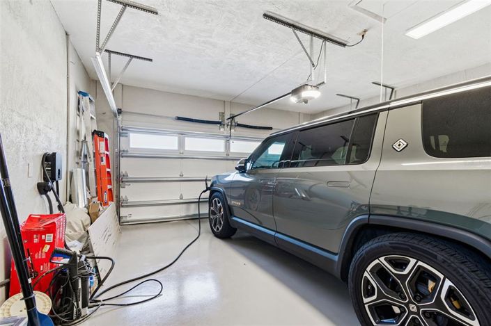 Image No.60-3 Bed Property for sale