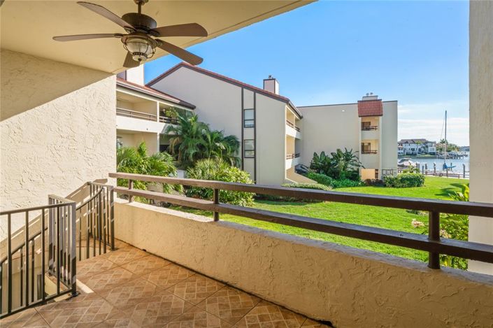 Image No.13-3 Bed Property for sale