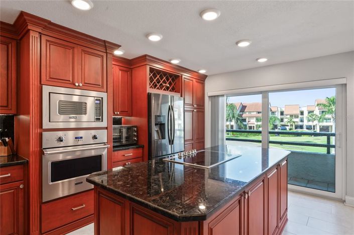 Image No.18-3 Bed Property for sale