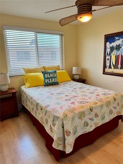 Image No.21-2 Bed Property for sale