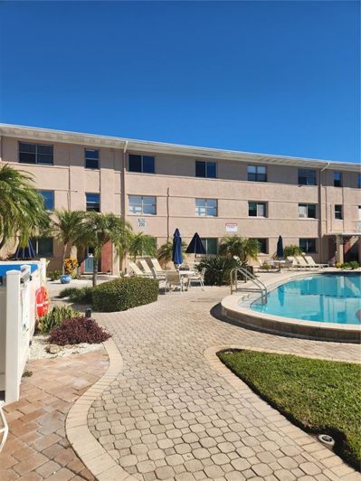 Image No.4-2 Bed Property for sale