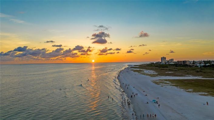 Image No.52-2 Bed Property for sale