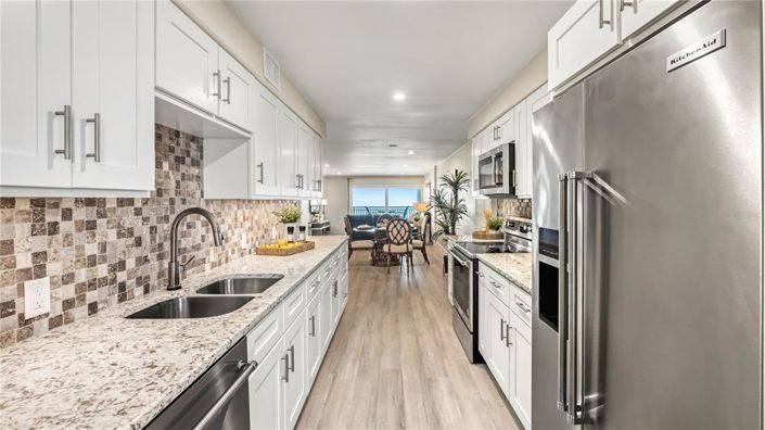 Image No.7-2 Bed Property for sale